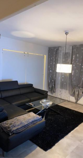 Joli Appartement à 2 pas du centre ville BALCON Arrivée autonome